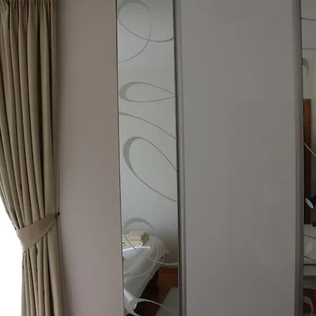 Apartment Honey